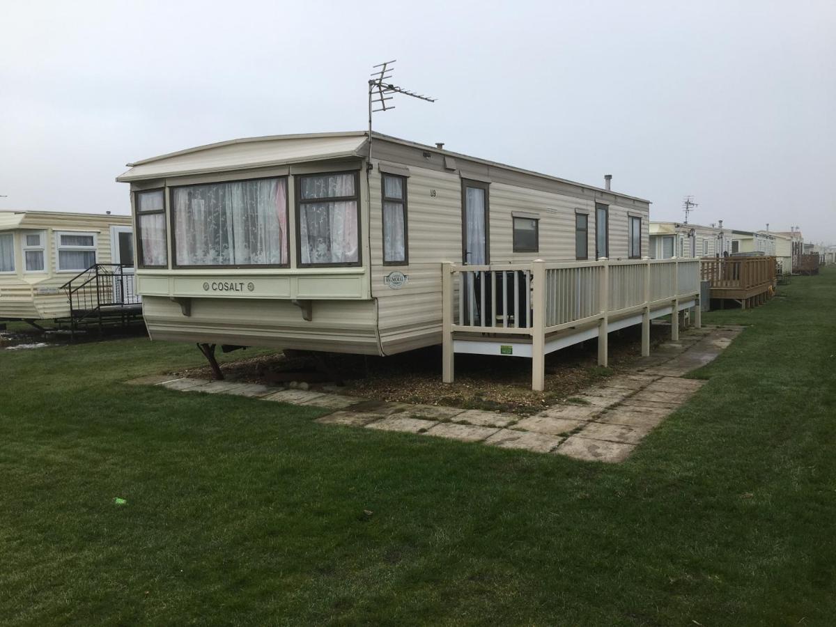 チャペル・セント・レオナルズ 8 Berth Caravan Golden Anchorヴィラ エクステリア 写真